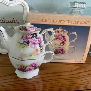 Floral Fine Porcelain 3-Piece Tea Cup with Pot - Pink Flower Pattern